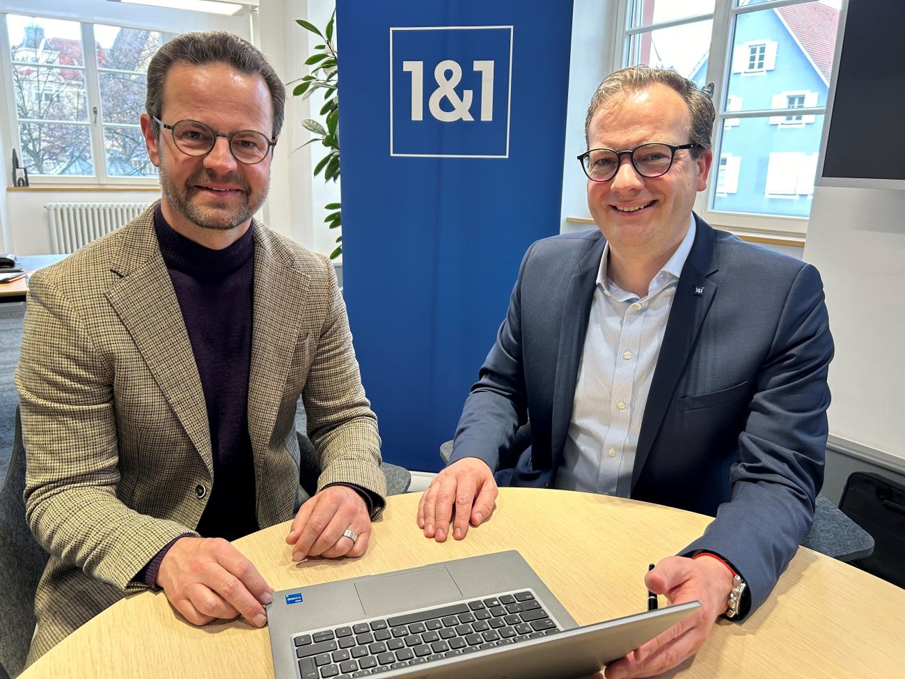 Marco Steffens, OB der Stadt Offenburg und Matthias Damm, 1&1 Versatel