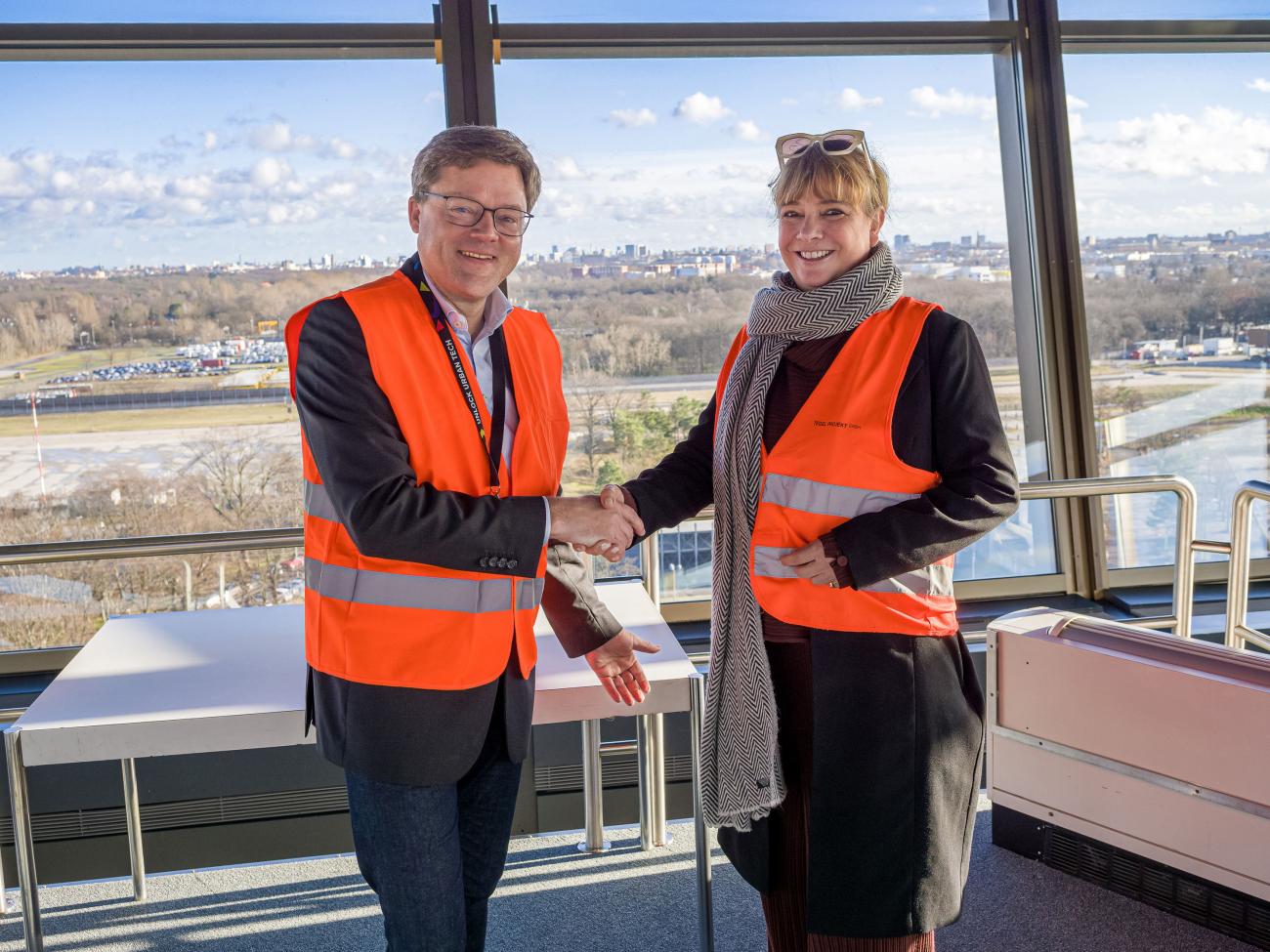 1&1 Versatel erschließt Forschungs- und Industriepark Berlin TXL