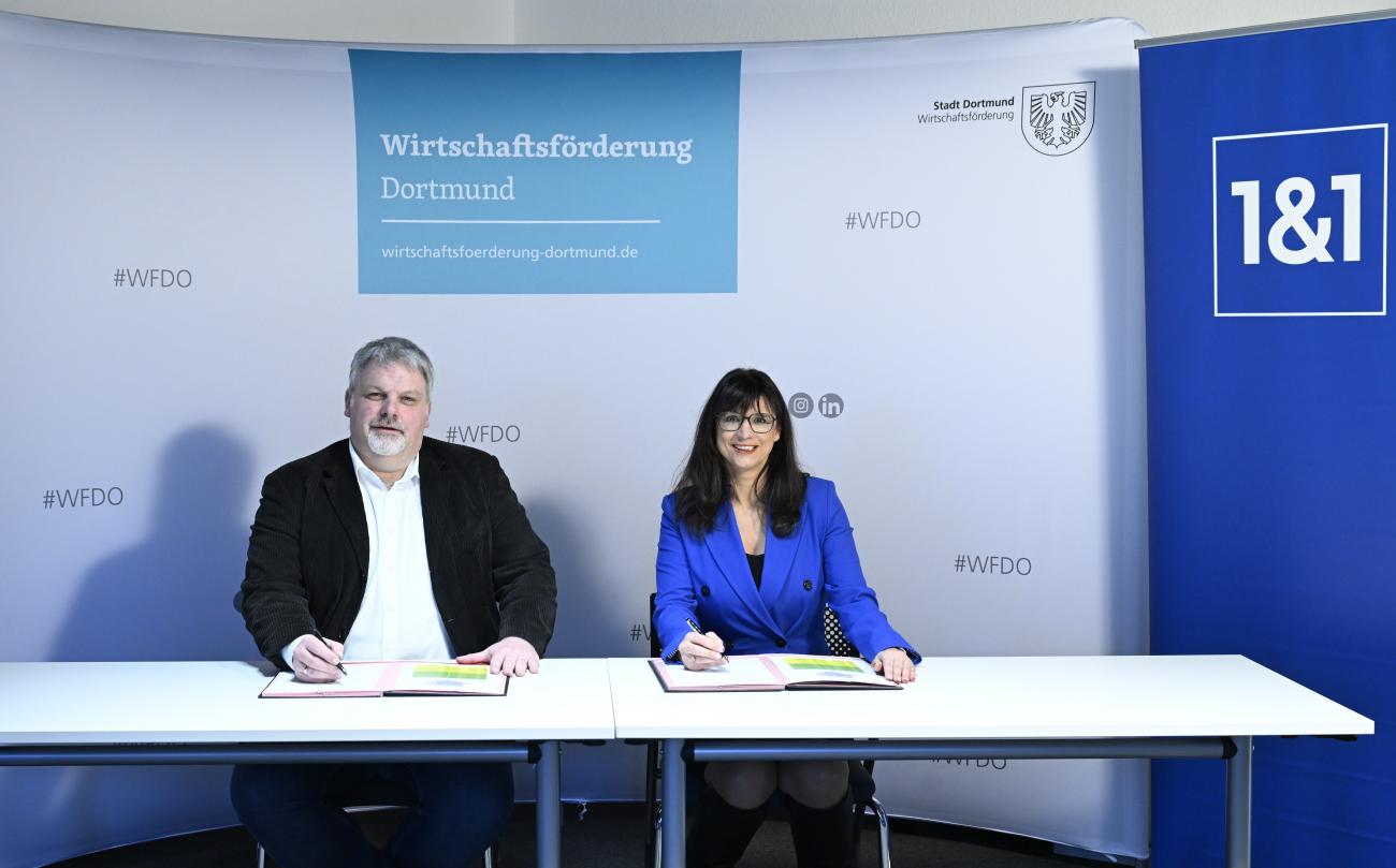 Unterzeichnung der Absichtserklärung zum Glasfaserausbau in Dortmund